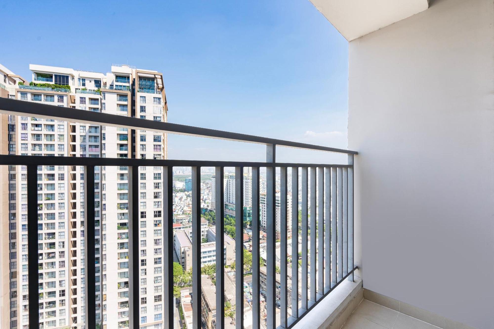 Aloha Saigon Apartment - Rivergate Residence Хошимин Екстериор снимка