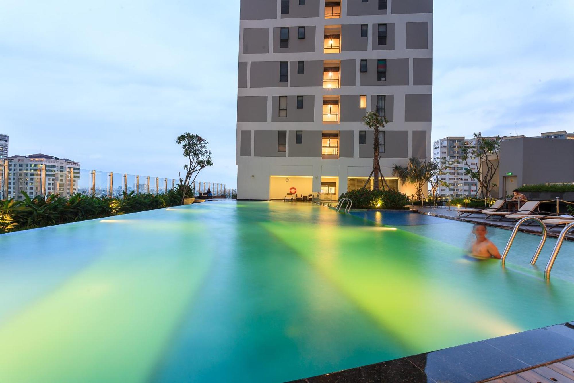 Aloha Saigon Apartment - Rivergate Residence Хошимин Екстериор снимка